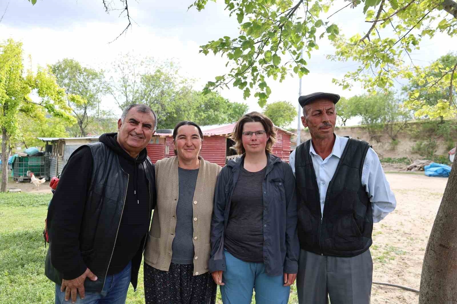 2025/05/alman-muhendis-iklim-degisikligine-dikkat-cekmek-icin-bisikletle-dunya-turunda-son-durak-elazig-20250524AW46-1.jpg