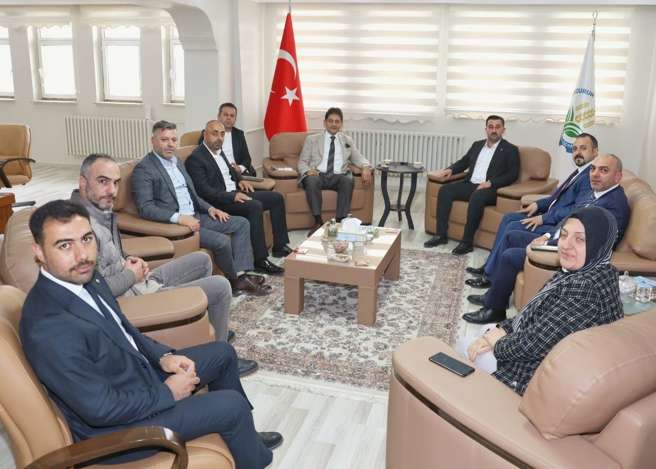 2025/05/erzurum-ve-agri-ticaret-borsalarindan-guclu-is-birligi-hamlesi-20250514AW45-1.jpg