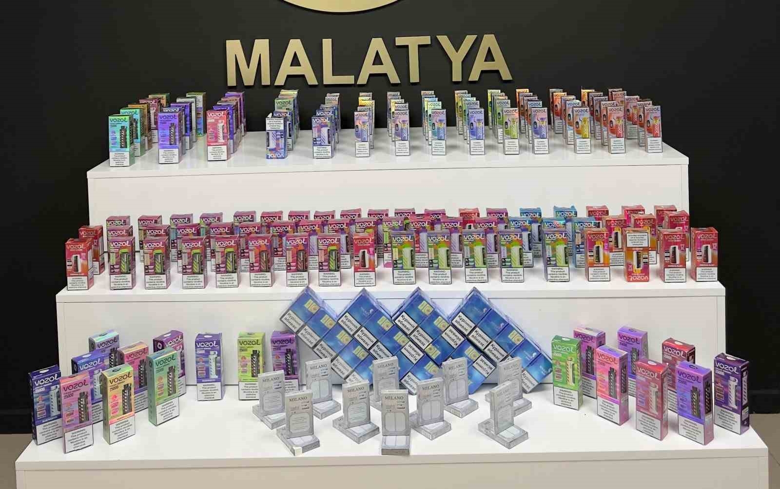 2025/05/malatyada-kacakcilik-operasyonu-buyuk-miktarda-urun-ele-gecirildi-3-gozalti-20250523AW46-1.jpg