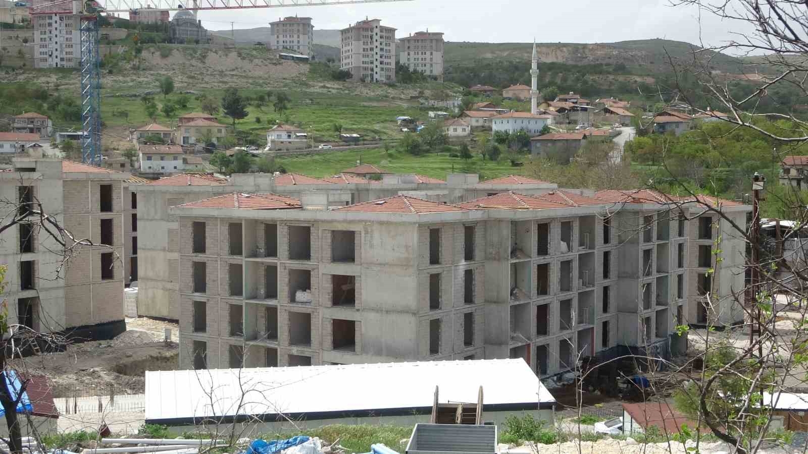 2025/05/malatyada-kira-fiyatlarinda-yaz-doneminde-dusus-beklentisi-20250520AW45-1.jpg