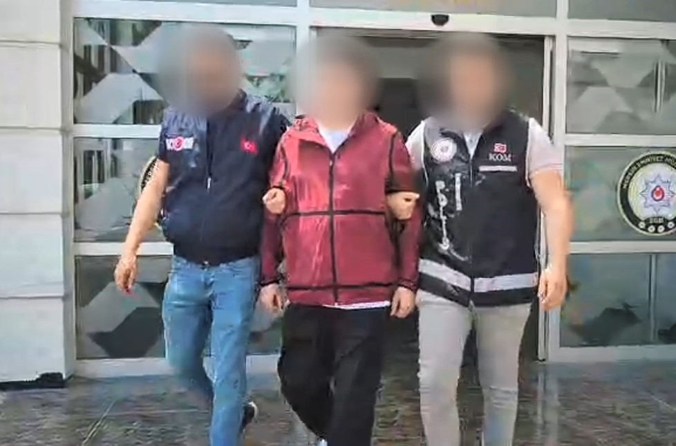 2025/05/mersin-polisi-tefecilere-gecit-vermedi-2-tutuklama-20250508AW44-1.jpg