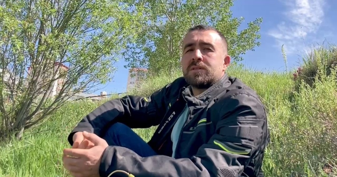 2025/05/sivasta-pet-siseye-sikisan-tilkiyi-vatandaslar-kurtardi-o-anlar-kamerada-20250523AW46-1.jpg
