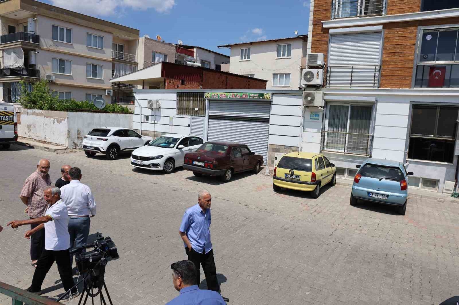 2025/05/supheli-yanginda-sir-perdesi-aralaniyor-20250515AW45-1.jpg