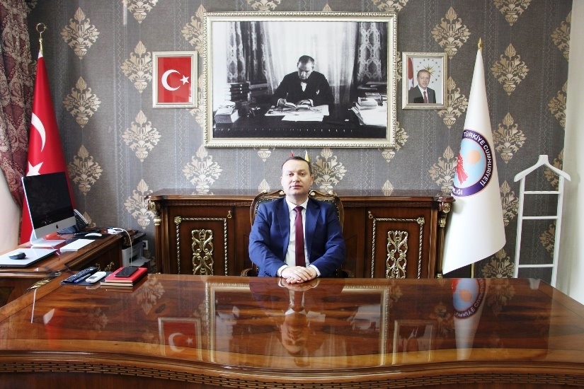 2025/05/vanda-kapsamli-kaymakam-ve-vali-yardimcisi-atamalari-20250528AW46-1.jpg