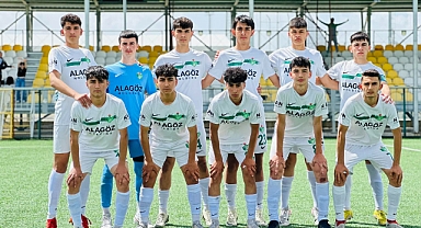 Alagöz Holding Iğdır Spor bölge şampiyonu oldu