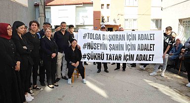 Bıçaklanan kadını kurtardıktan sonra tutuklanan gençlere destek için sevenleri bir araya geldi