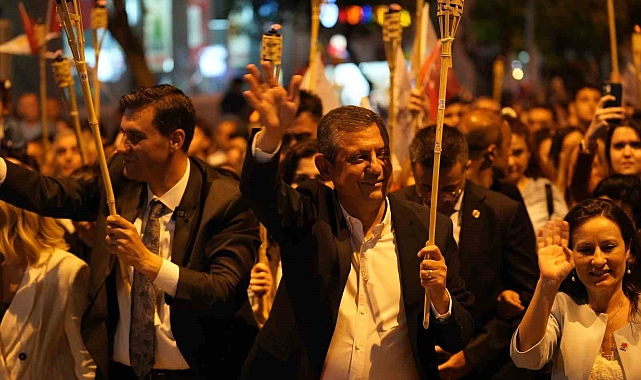 CHP Genel Başkanı Özel&#039;den Dervişoğlu&#039;na tebrik