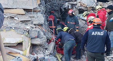 Depremde omuz omuza çalışmışlardı