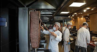 "Dönerin anavatanı Türkiye'dir"