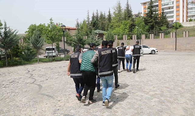 Elazığ&#039;da tefecilik operasyonu: 3 gözaltı