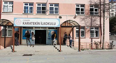 'Fırtına' uyarısının verildiği Çankırı'da okullar tatil edildi