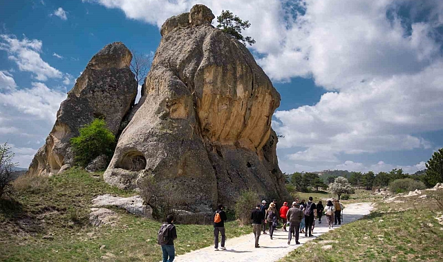 Frig Vadisi kartpostallık görüntüleriyle hayran bırakıyor