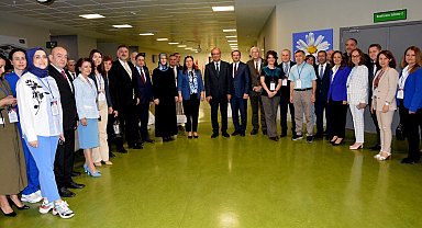 Hasta ve sağlık çalışanları arasında iletişim kuvvetlenecek