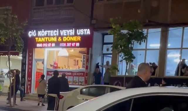 Hesap kavgası...Sandalyeler havada uçuştu: 2 yaralı