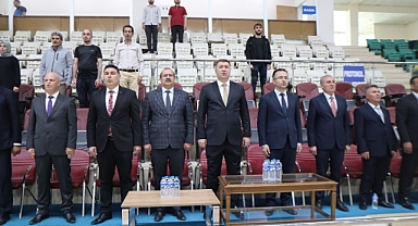 Iğdır'da, "Kredi ve Yurtlar Spor Olimpiyatları" 8 ilden 168 sporcunun katılımıyla başladı