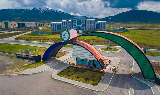 IĞDIR ÜNİVERSİTESİNDE KALİTE YÖNETİM SİSTEMİ BİR KEZ DAHA TESCİLLENDİ