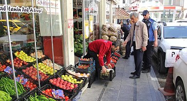 İşgal edilen kaldırımlara zabıta denetimi