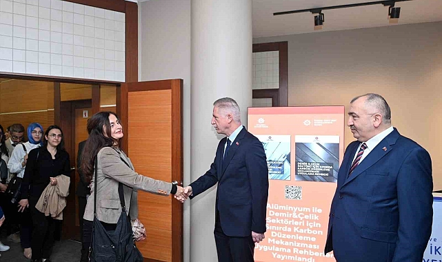 İstanbul Valisi Davut Gül, &quot; İstanbul&#039;da kuralsızlığı kural olmaktan çıkaracağız&quot;