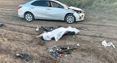 Karacabey'de otomobil taklalar atarak tarlaya uçtu: 1 ölü, 2 yaralı