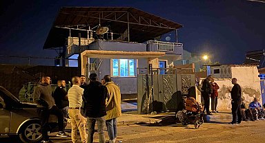 Karısını tüfekle öldürüp intihar etti