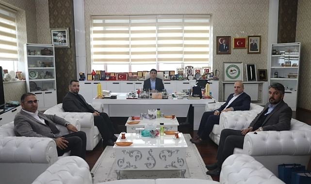 Kars Kafkas Üniversitesi Heyetinden Rektör Alma’ya Taziye Ziyareti