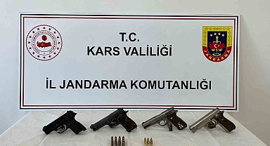 Kars'ta silah ticareti yapan 4 kişi yakalandı