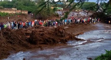 Kenya'da baraj çöktü: 42 ölü