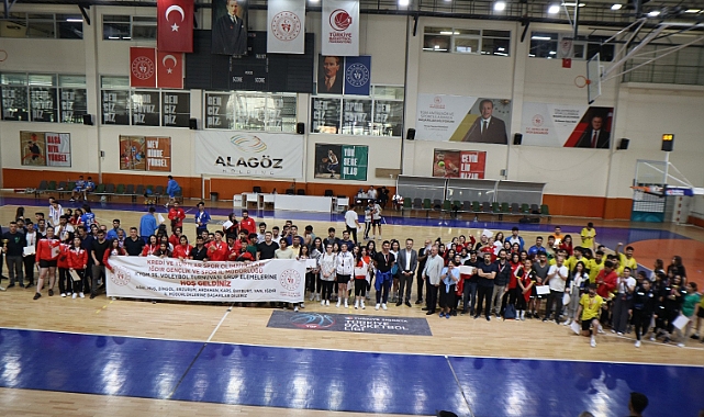 Kredi ve Yurtlar Spor Olimpiyatları Voleybol Bölge Elemeleri tamamladı