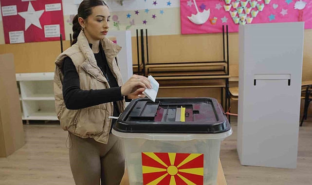 Kuzey Makedonya&#039;da cumhurbaşkanlığı seçimi 2. tura kaldı