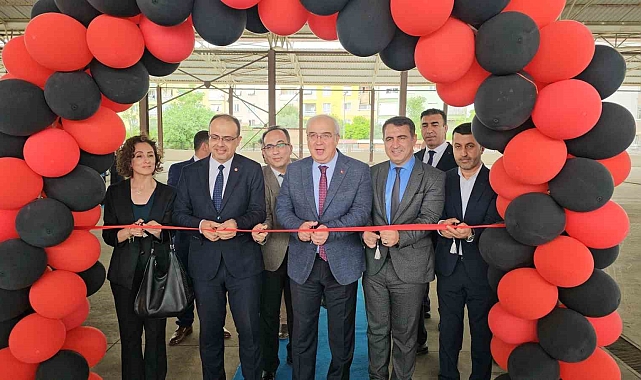 Öğrencilerin bilim projeleri sergilendi