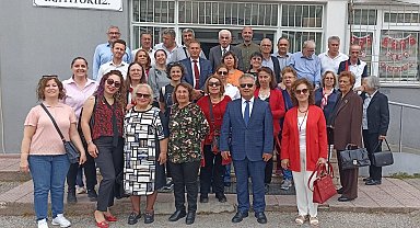 Sayısız öğrenciyi hayata hazırlayan öğretmenlere vefa