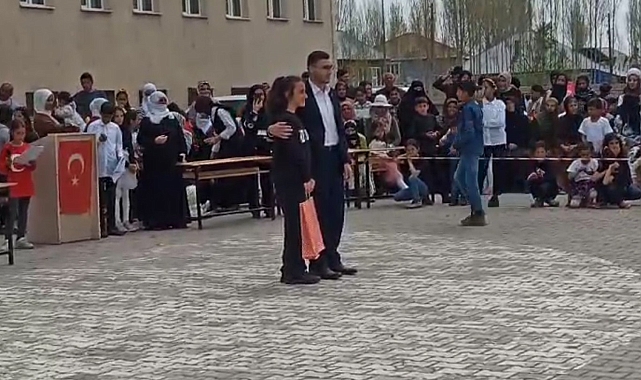 Siyer Yarışması&#039;nda dereceye girenlere ödülleri törenle verildi