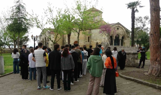 Trabzon&#039;daki Ayasofya Camii&#039;ne yoğun ilgi