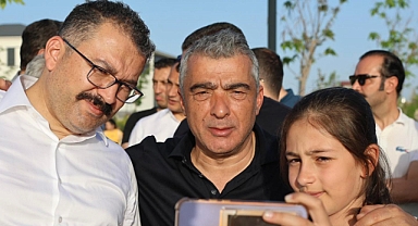 Vali Turan, Milletvekili Alagöz ve İl Başkanı Ayaz Millet Bahçesini gezdi