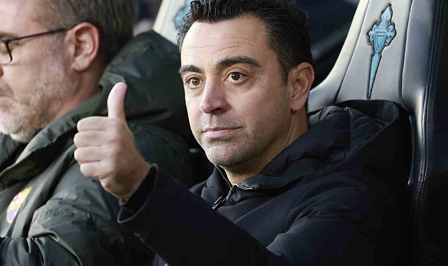 Xavi Hernandez, Barcelona&#039;da kaldı