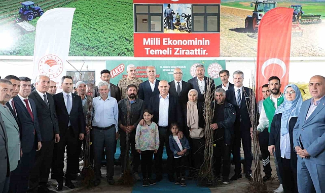 28 bin 800 adet meyve fidanı dağıtıldı