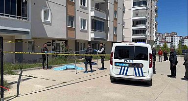 3.kattan düşen 35 yaşındaki şahıs hayatını kaybetti