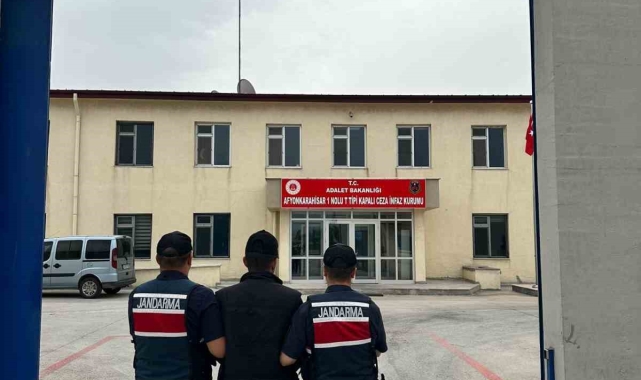 Afyonkarahisar&#039;da kaçak şahıs yakalandı