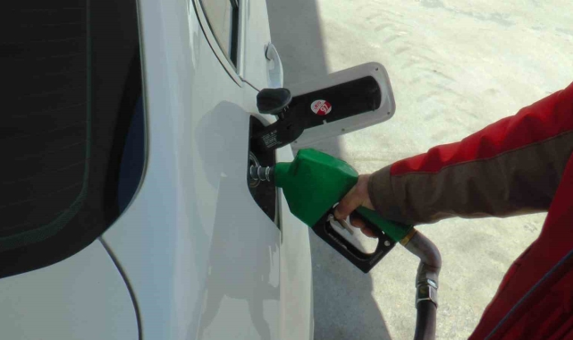 Akaryakıtta tek fiyat 15 Mayıs&#039;ta pompaya yansıyacak