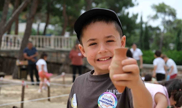Anaokulu öğrencilerine, arkeolojik kazı etkinliği düzenlendi