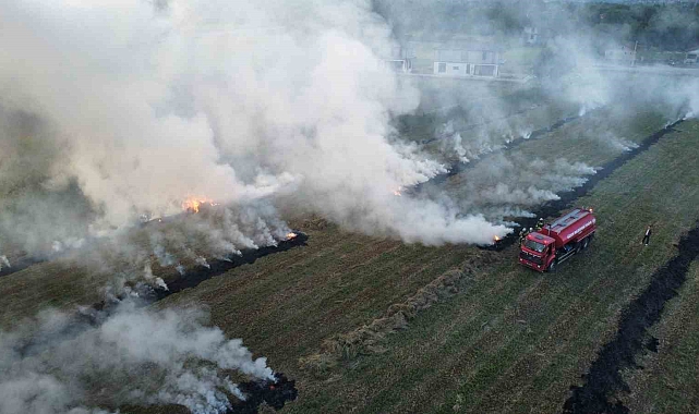 Anız yangını tek katlı eve sıçramadan söndürüldü