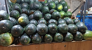 Antalya karpuzu piyasaya girdi Iğdır'da fiyatlar düştü