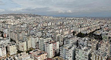 Antalya'ya yerleşen Rusya ve Ukraynalılar memleketlerine geri dönüyor