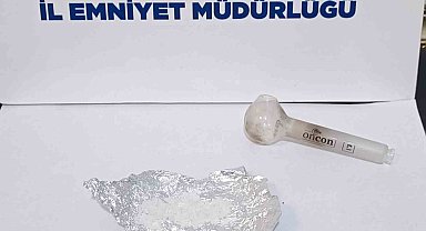 Aracın Torpido bölümünden uyuşturucu çıktı