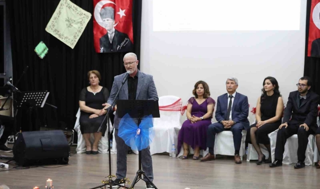 ASEV korosundan solistler geçidi