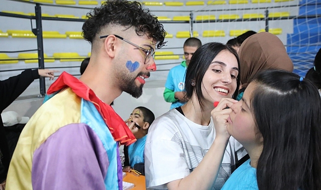 &quot;Asıl engelli fiziksel olanlar değil, düşünce dünyasındaki engelleri aşamayanlardır&quot;