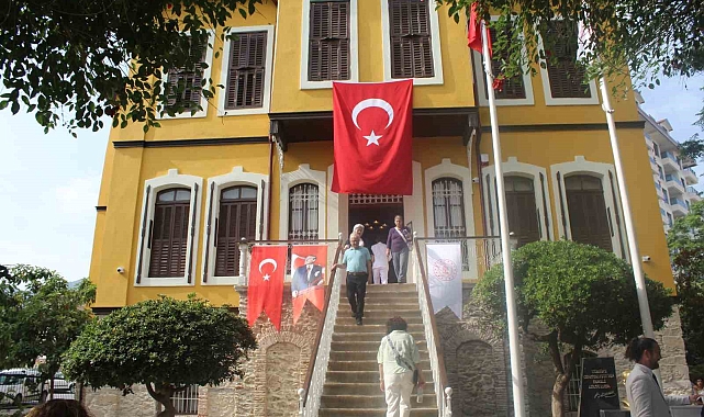Atatürk Evi ve Müzesi törenle açıldı