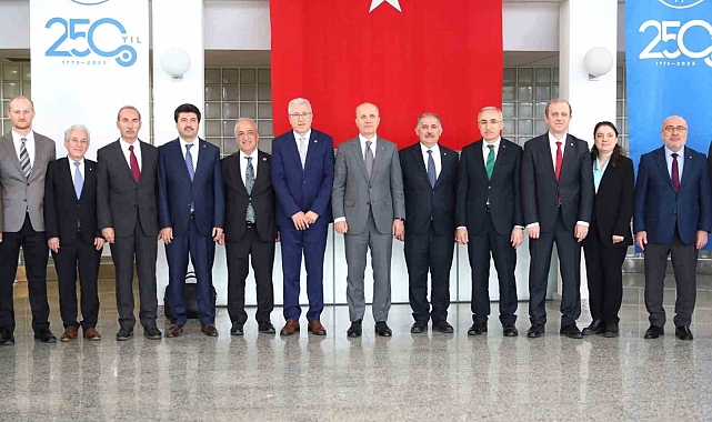 Atatürk Üniversitesi, dijital geleceğe emin adımlarla yürüyor