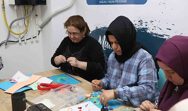 Atık malzemeler sanat eserine dönüşüyor