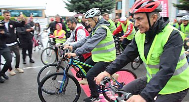 Bakan Uraloğlu, Trabzon'da pedal çevirdi